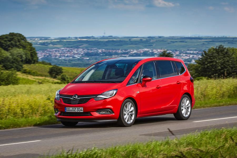  Opel Zafira Turbo 2016 года  (фото 3 из 20)